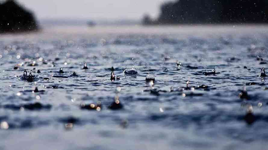 梦见瓢泼大雨预示什么