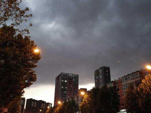 娘家天空的雷雨梦